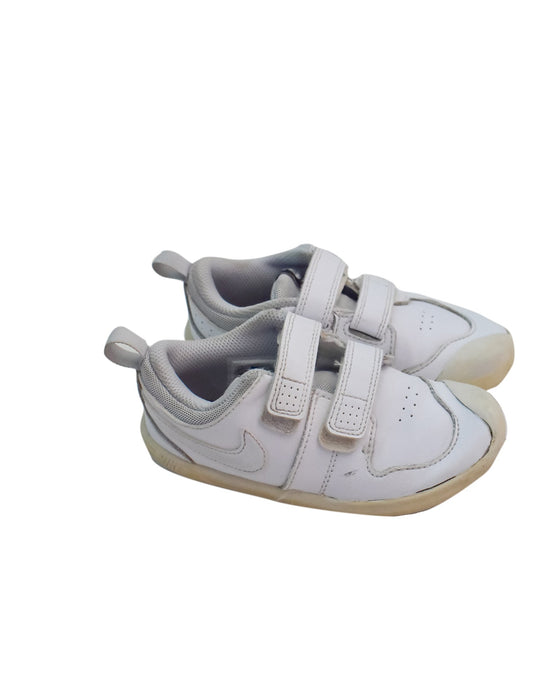 A White Sneakers from Nike in size EU27 for girl. (Back View)