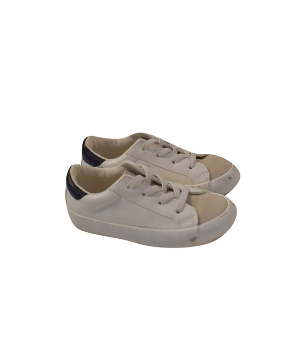 A White Sneakers from Seed in size 4T for neutral. (Back View)