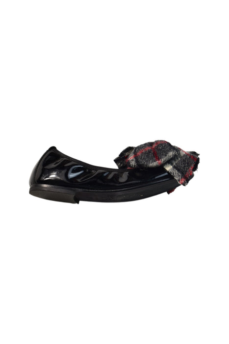 A Black Flats from Bonpoint in size 4T for girl. (Back View)