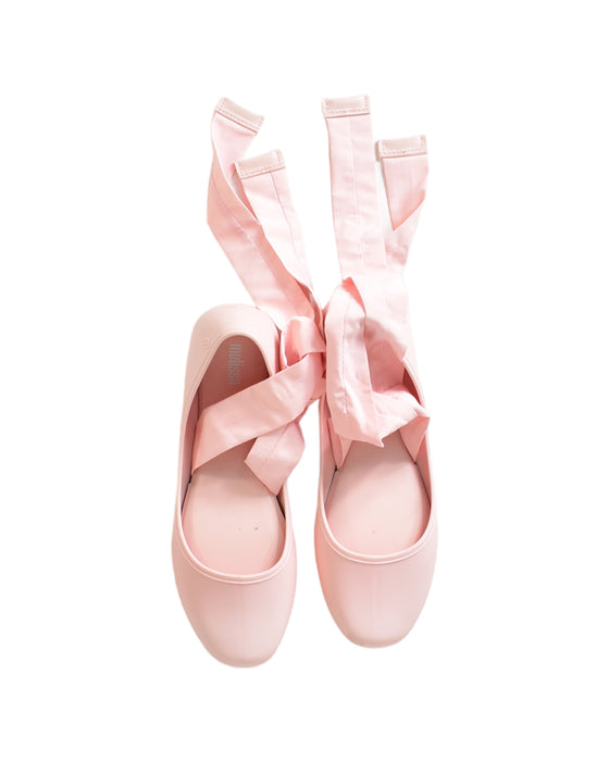 A Pink Flats from Melissa in size 13Y for girl. (Back View)