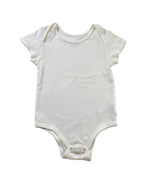 A White Short Sleeve Bodysuits from Mamas & Papas in size 12-18M for neutral. (Front View)