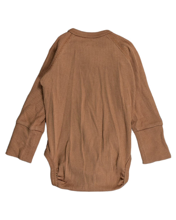 A Brown Long Sleeve Bodysuits from Arket in size 3-6M for boy. (Back View)