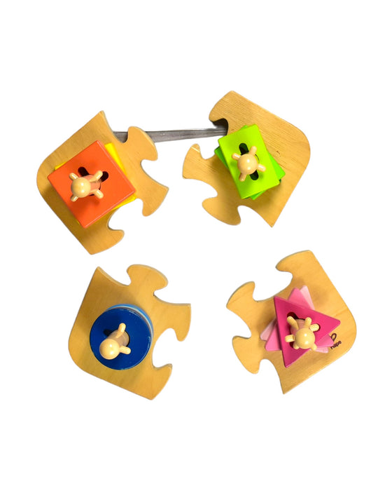A Multicolour Wooden Toys from Hape in size O/S for neutral. (Back View)