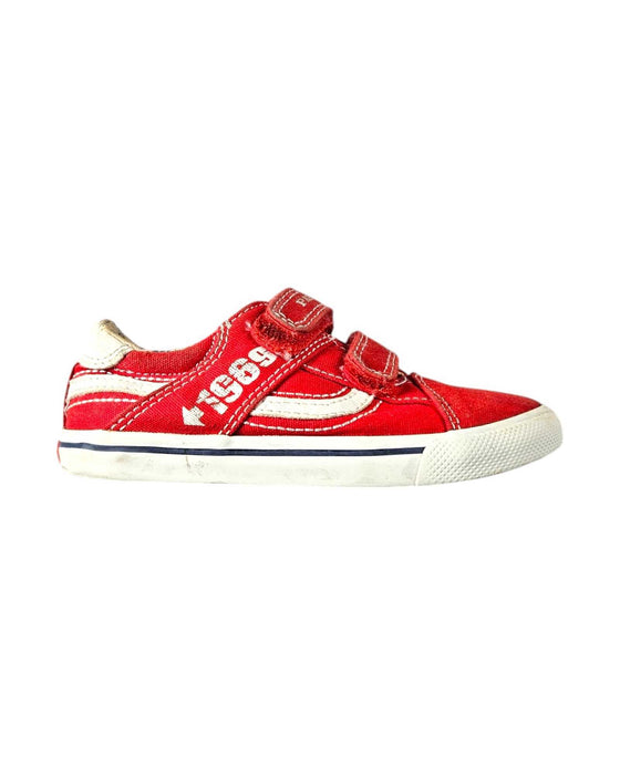 A Red Sneakers from Pablosky in size 4T for boy. (Front View)