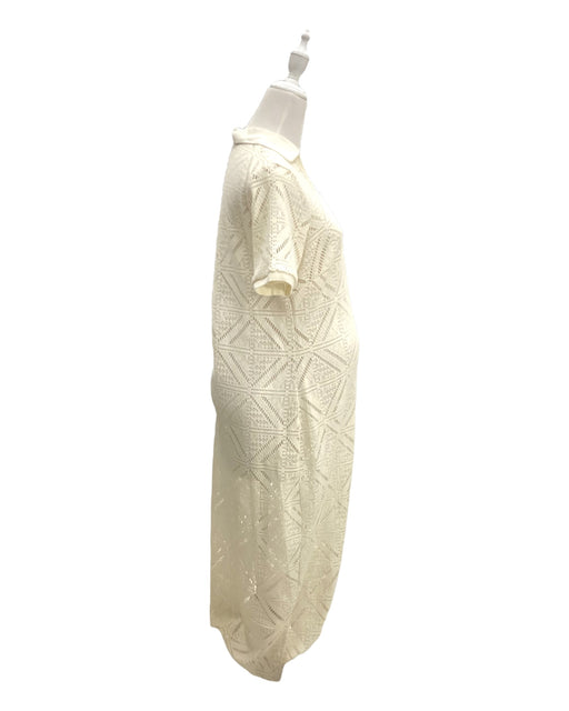 A Ivory Short Sleeve Dresses from Seraphine in size Maternity-M for maternity. (Front View)