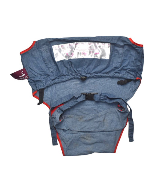 A Blue Baby Carriers from Totseat in size O/S for maternity. (Front View)