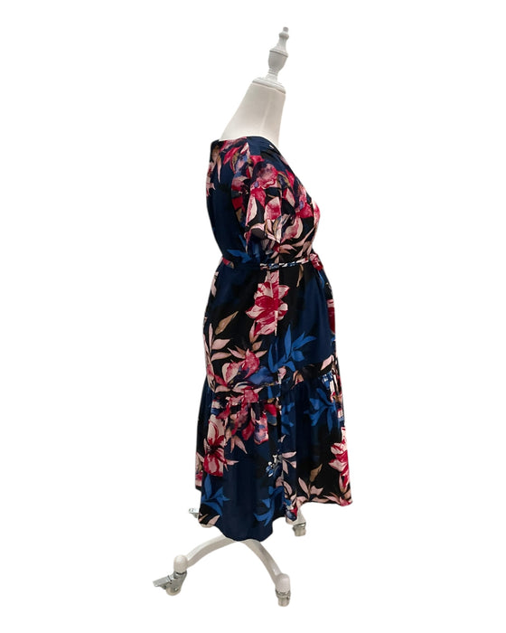 A Multicolour Short Sleeve Dresses from Mamalicious in size Maternity-S for maternity. (Back View)