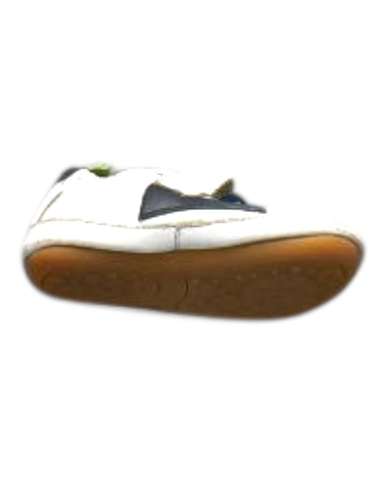 A White Sneakers from Tip Top Joey in size 12-18M for neutral. (Front View)