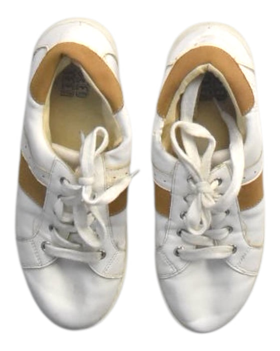 A White Sneakers from Seed in size 13Y for girl. (Back View)