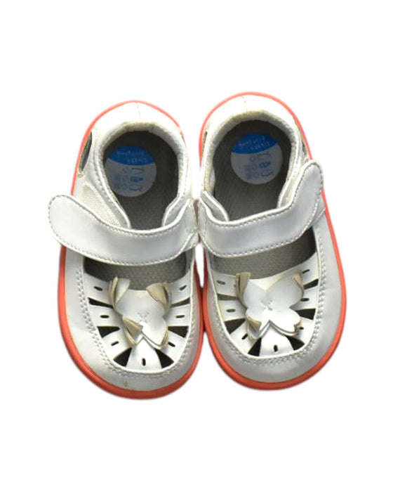 A White Flats from Little Blue Lamb in size 12-18M for neutral. (Back View)
