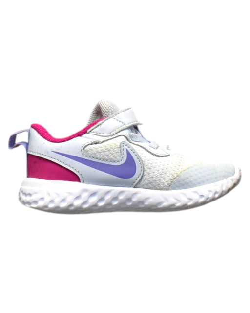 A Multicolour Sneakers from Nike in size 3T for neutral. (Front View)