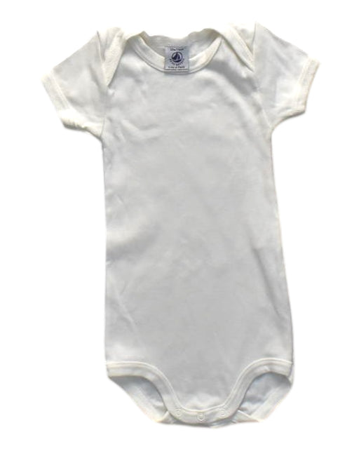 A White Short Sleeve Bodysuits from Petit Bateau in size 6-12M for neutral. (Front View)