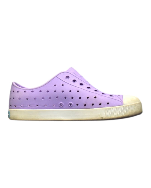 A Purple Sneakers from Native Shoes in size 10Y for girl. (Front View)