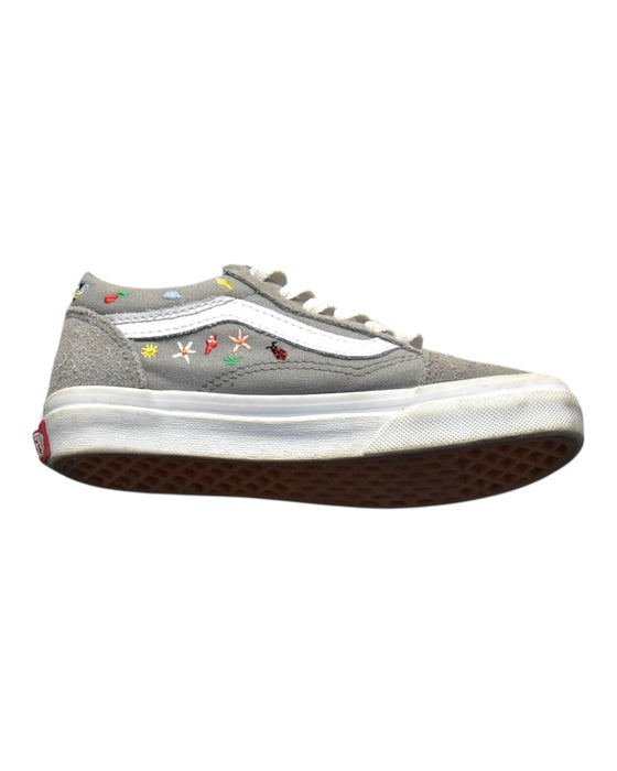 A Grey Sneakers from Vans in size 6T for neutral. (Front View)