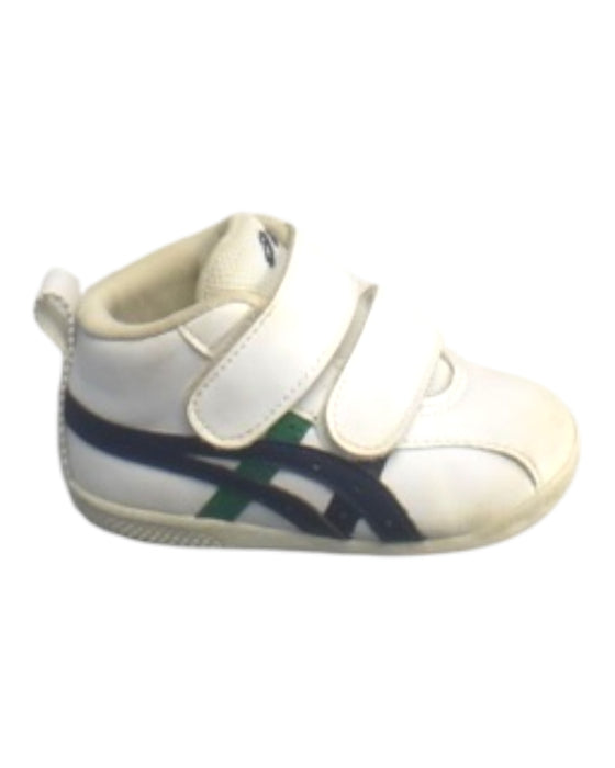 A White Sneakers from ASICS in size 12-18M for boy. (Front View)