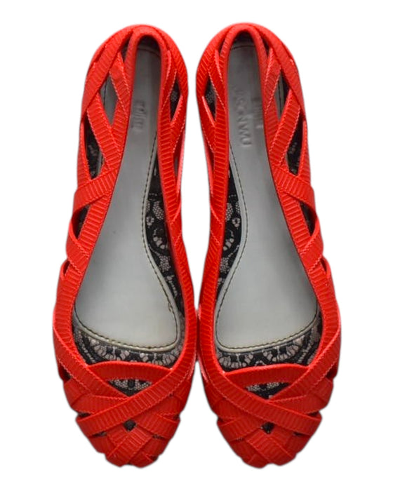A Red Flats from Mini Melissa Jason Wu in size 12Y for neutral. (Back View)