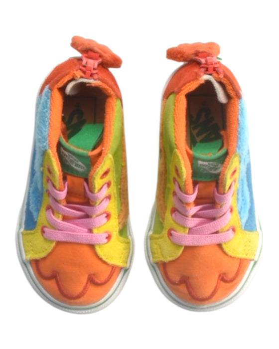 A Multicolour Sneakers from Vans in size 12-18M for boy. (Back View)