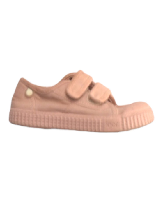 A Pink Sneakers from Igor in size 18-24M for girl. (Front View)