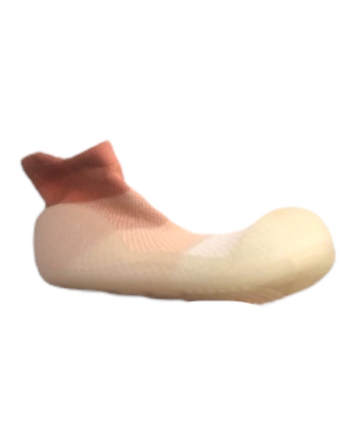 A Peach Aqua Shoes from Attipas in size 12-18M for girl. (Front View)