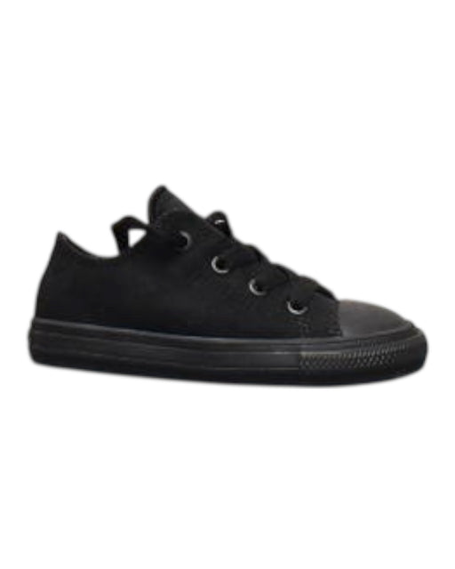 A  Sneakers from Converse in size 18-24M for boy. (Front View)