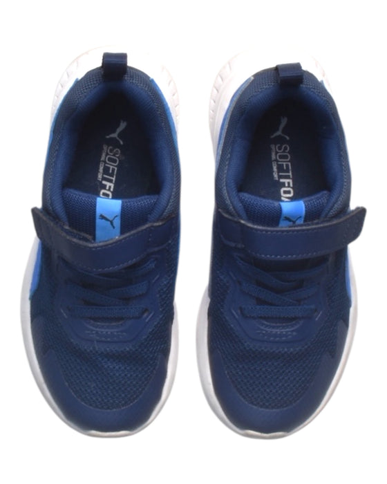 A Navy Sneakers from Puma in size 6T for boy. (Back View)