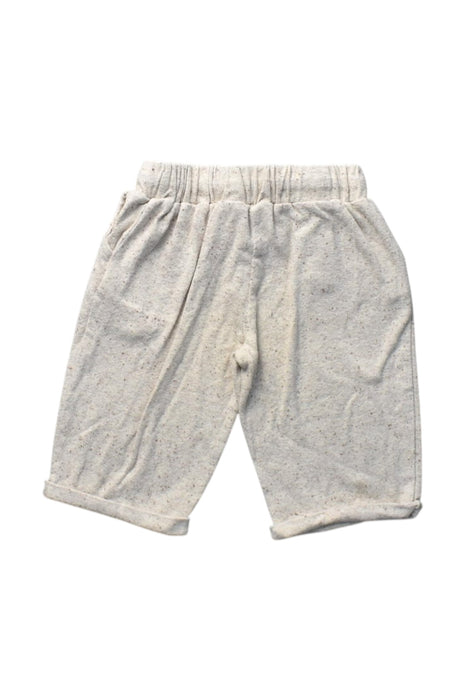 A Ivory Shorts from SUSUKOSHI  in size 6-12M for boy. (Back View)