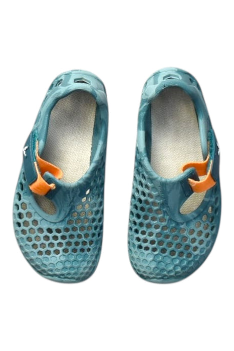 A Blue Aqua Shoes from Vivobarefoot in size 5T for boy. (Back View)