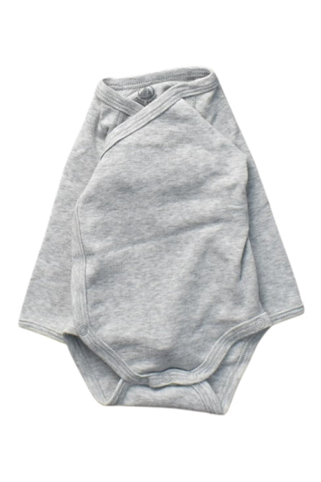 A Grey Long Sleeve Bodysuits from Petit Bateau in size 0-3M for boy. (Front View)