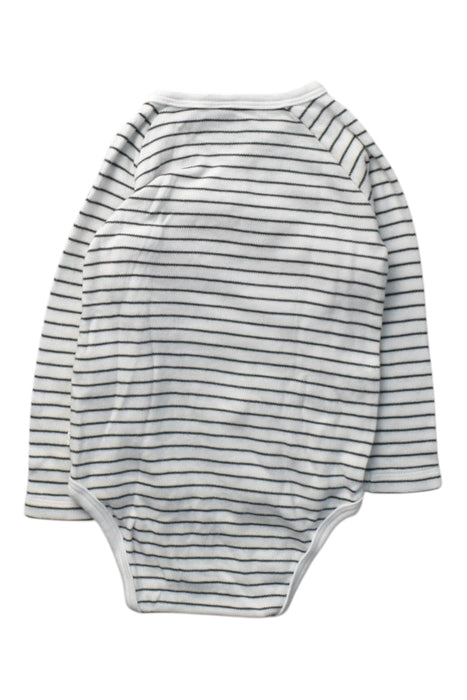 A White Long Sleeve Bodysuits from Mori in size 6-12M for boy. (Back View)