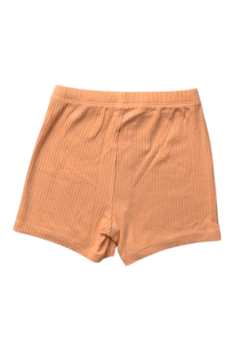 A Peach Shorts from Mori in size 12-18M for girl. (Back View)