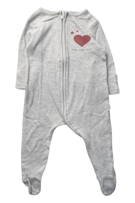 A Grey Onesies from Mori in size 3-6M for boy. (Front View)