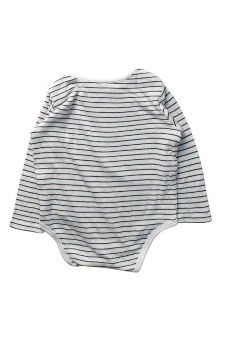 A White Long Sleeve Bodysuits from Mori in size 6-12M for boy. (Back View)
