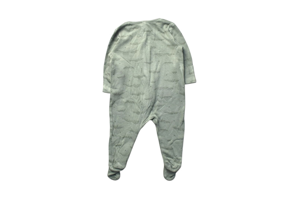 A Green Onesies from Mori in size Newborn for boy. (Back View)