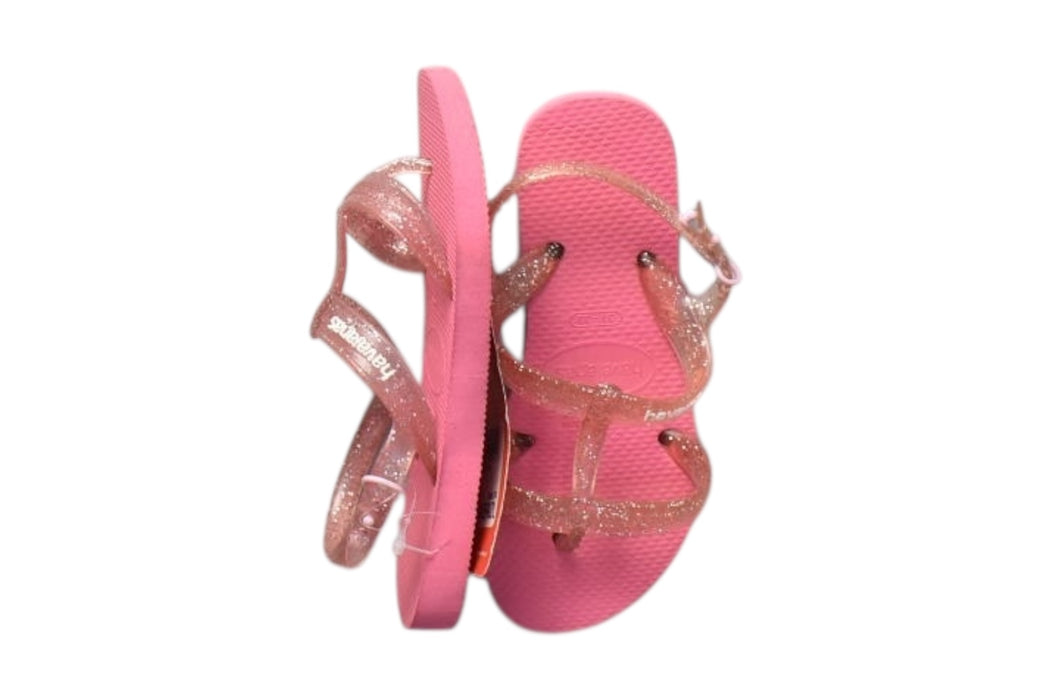 A Pink Sandals from Havaianas in size 6T for girl. (Front View)