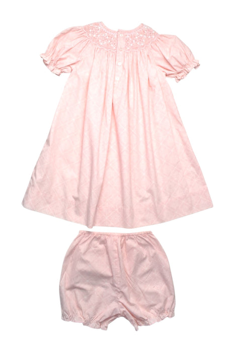 A Pink Shorts Sets from Petit Ami in size 18-24M for girl. (Back View)