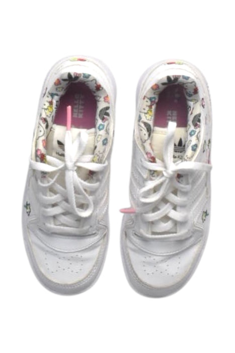 A White Sneakers from Adidas in size 6T for girl. (Back View)