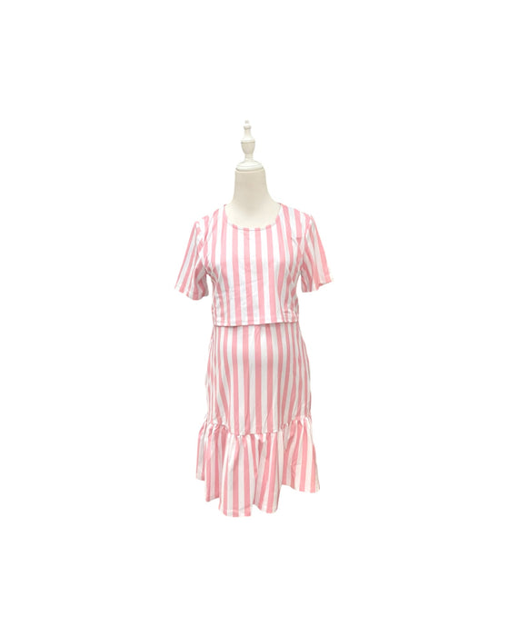 A Pink Short Sleeve Dresses from Mothercot in size Maternity-S for maternity. (Front View)