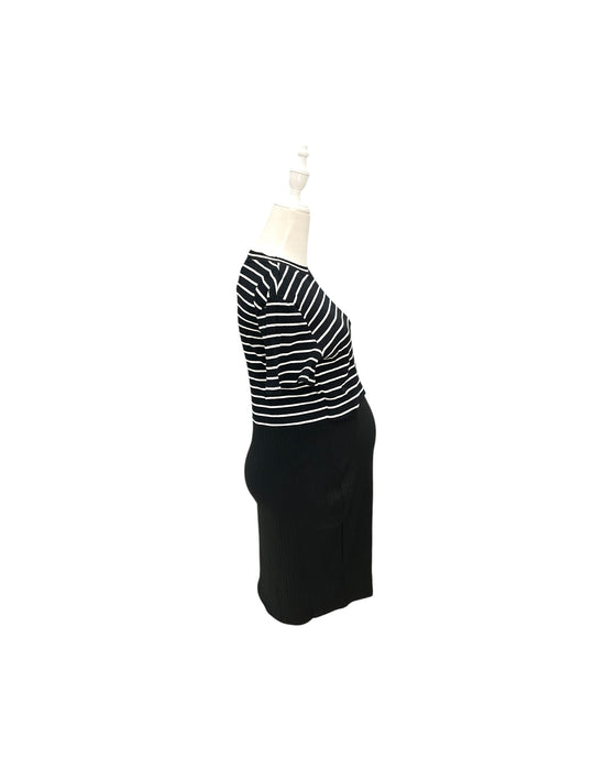 A Black Short Sleeve Dresses from Jump Eat Cry in size Maternity-S for maternity. (Back View)