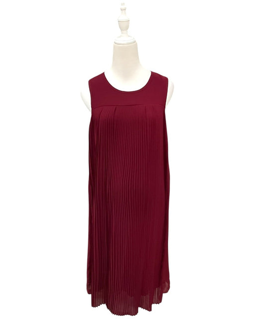 A Burgundy Sleeveless Dresses from Dear in size Maternity-S for maternity. (Front View)