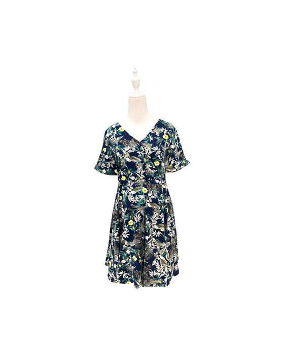 A Multicolour Short Sleeve Dresses from Mothercot in size Maternity-S for maternity. (Front View)