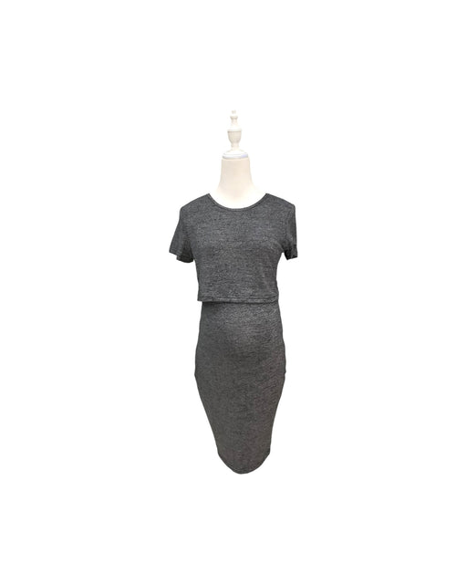 A Grey Short Sleeve Dresses from Mothercot in size Maternity-S for maternity. (Front View)