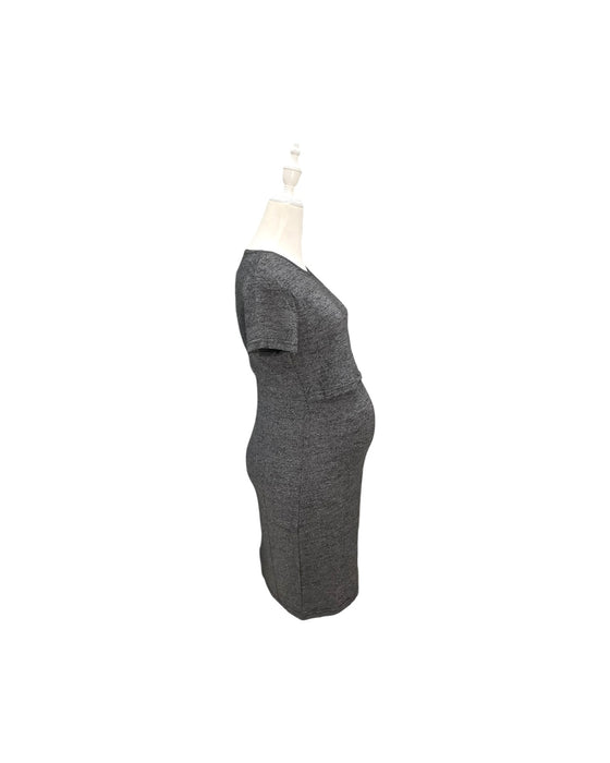 A Grey Short Sleeve Dresses from Mothercot in size Maternity-S for maternity. (Back View)
