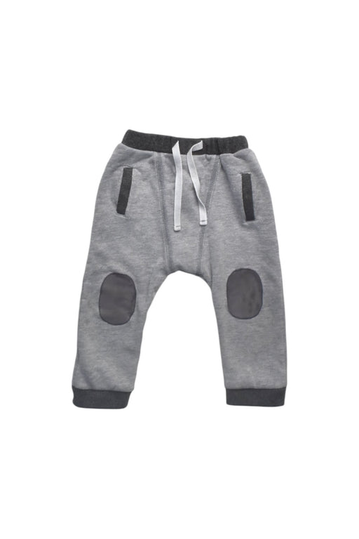 A Grey Sweatpants from Yellowsub in size 6-12M for boy. (Front View)