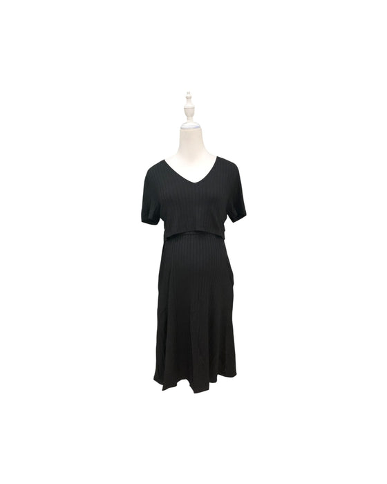A Black Short Sleeve Dresses from Dear in size Maternity-S for maternity. (Front View)