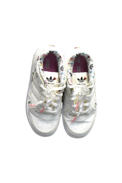 A White Sneakers from Adidas in size 6T for girl. (Back View)
