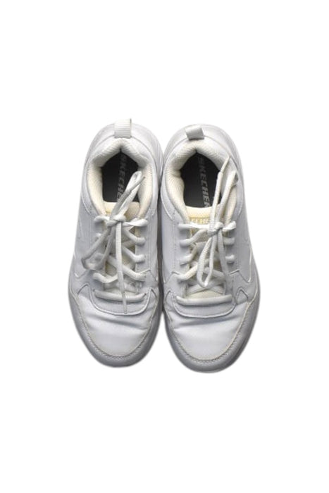 A White Sneakers from Skechers in size 7Y for neutral. (Back View)