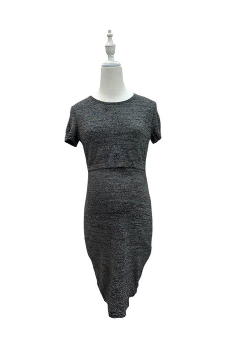 A  Short Sleeve Dresses from Mothercot in size Maternity-S for maternity. (Back View)