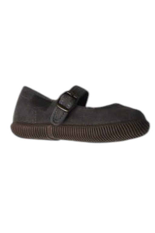 A Grey Flats from ZOOM by PEEP in size 18-24M for neutral. (Front View)