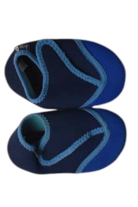 A Blue Aqua Shoes from Jojo Maman Bébé in size 12-18M for neutral. (Back View)