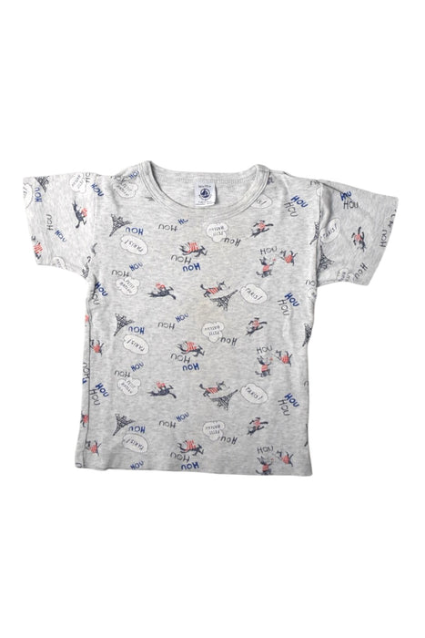 A Grey Short Sleeve T Shirts from Petit Bateau in size 3T for boy. (Front View)